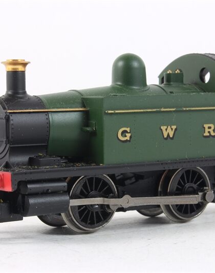 GWR 0-4-0 Loco and Freight set – Hornby R2670