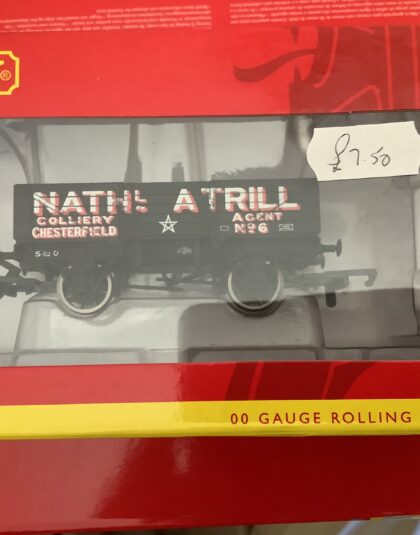 Nathanial Atrill 5 Plank wagon – Hornby R6653