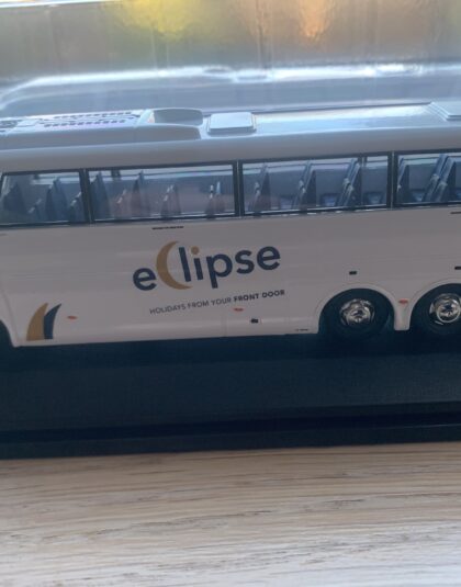 Eclipse Holidays IRIZAR PB -Oxford Diecast 