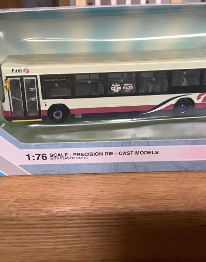 First Aberdeen Wright Volvo Renown – EFE 27624