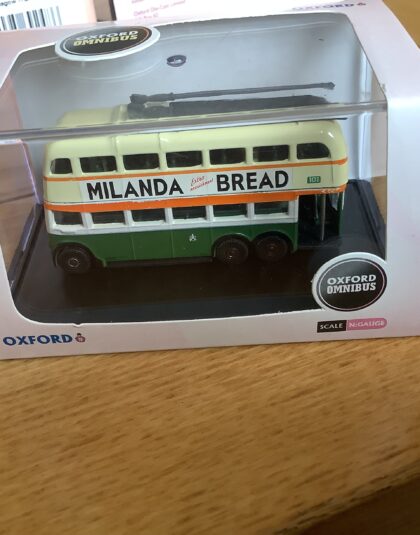 Glasgow Corporation BUT Trollybus  – Oxford N Gauge NQ1004