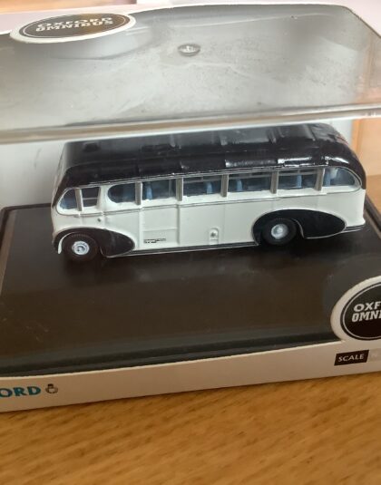 A C McLennon Burlingam Sunsalon – Oxford N Gauge