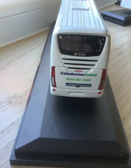 Caledonian Travel GREEN IRIZAR I6  – Oxford Diecast 