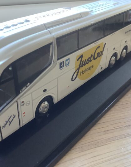 Just Go Holidays IRIZAR I6 – Oxford Diecast